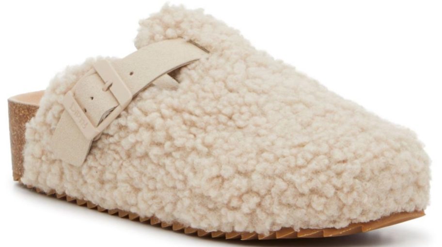 a sherpa clog