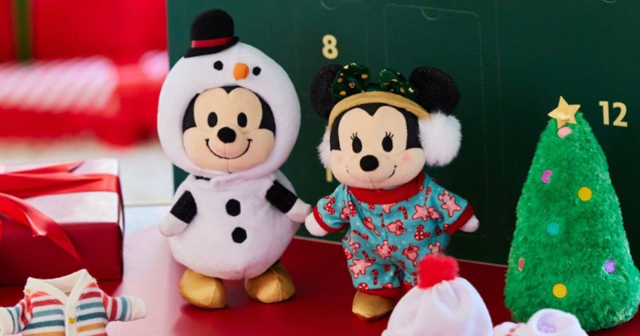 Mickey and Minni Disney nuiMOs dressed in holiday outfits