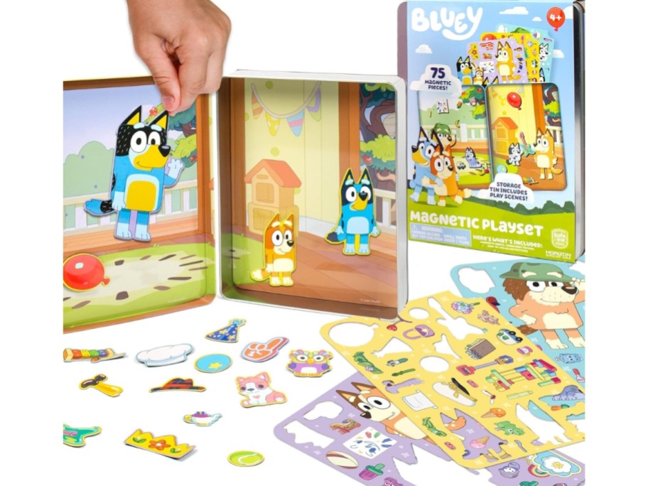 Bluey Magnetic 75-Piece Playset