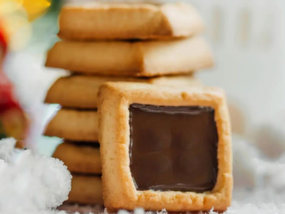 square cookies with chocolate inside