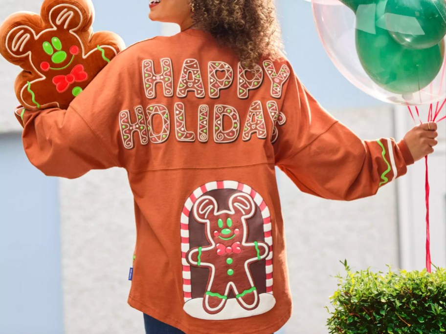 adult in gingerbread spirit jersey