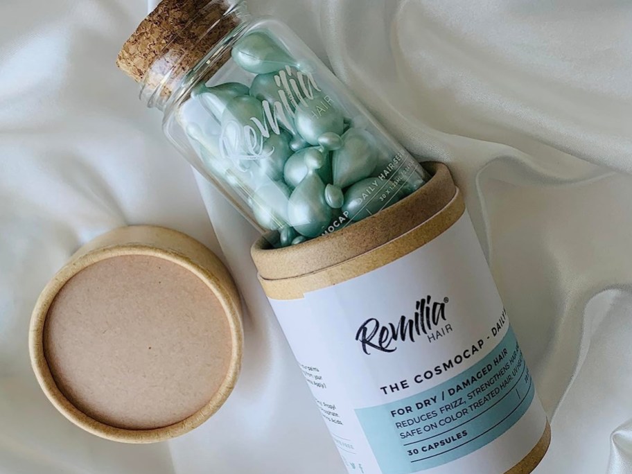 Remilia capsules in their bottle