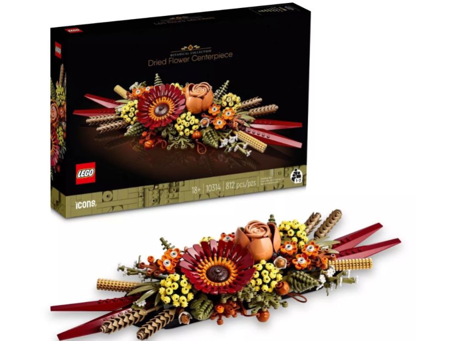 Stock image of LEGO Icons Dried Flower Centerpiece Set