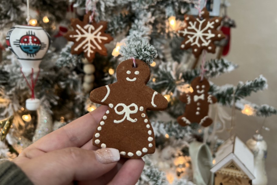 A DIY snowman Christmas Ornament made with Cinnamon and Applesauce