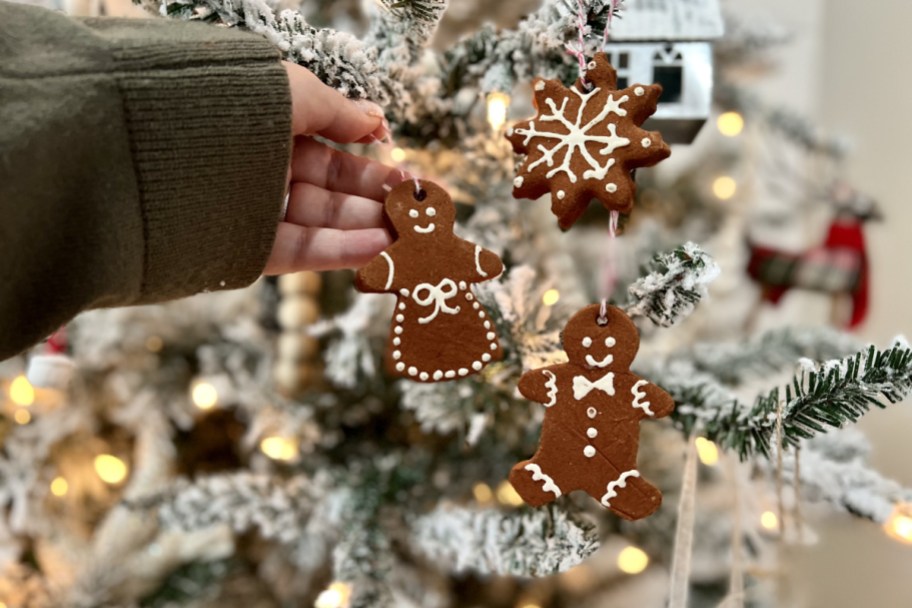 cinnamon applesauce ornaments