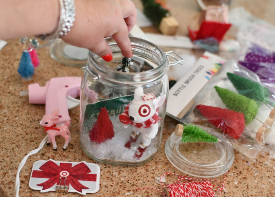 Making a DIY Snow Globe Using a Mason Jar and ornaments