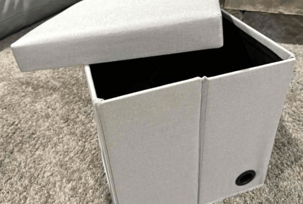 storage ottoman 