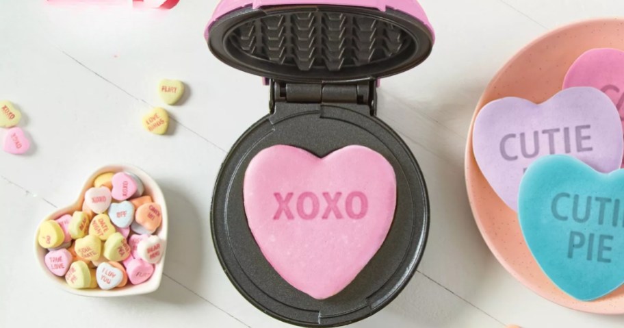 Dash x Sweetheart Mini Heart Waffle Maker in pink