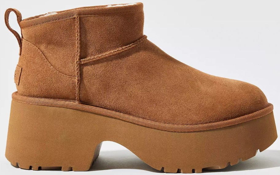 brown ugg boot