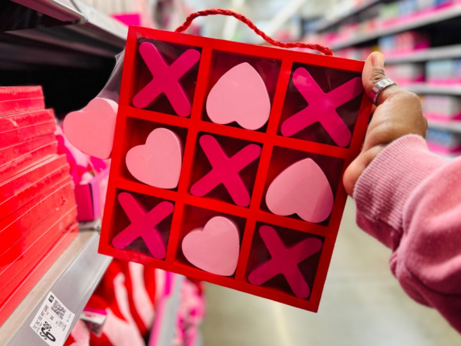 Way To Celebrate Valentine's Day Red & Pink Heart XOXO Tic Tac Toe Game