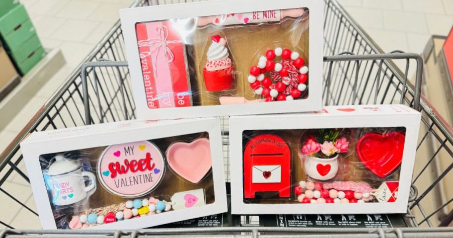 Aldi Valentine Objects Boxes