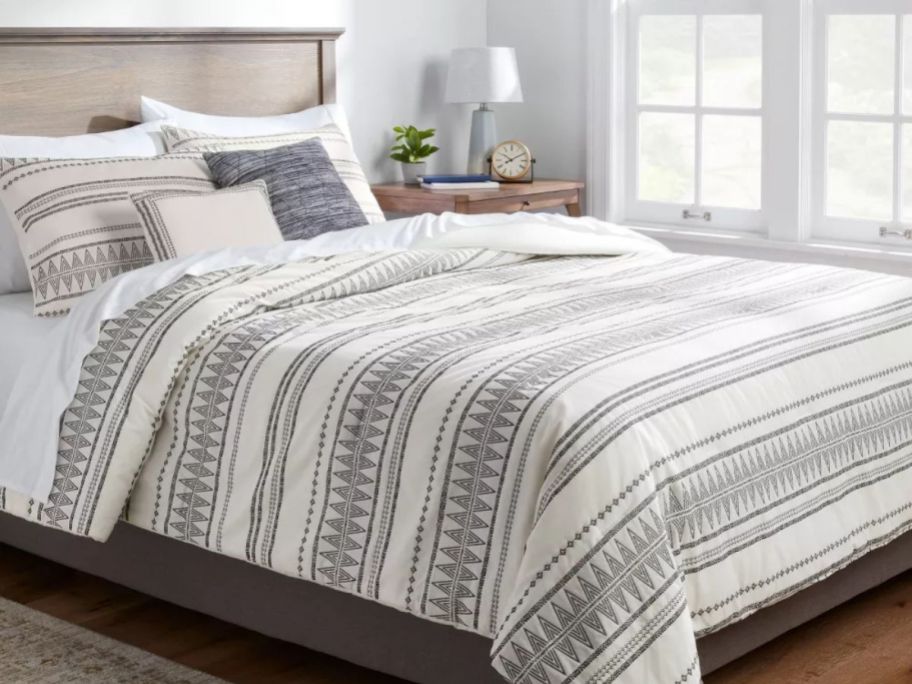 Threshold Woven Diamond Stripe 5-piece Comforter Set