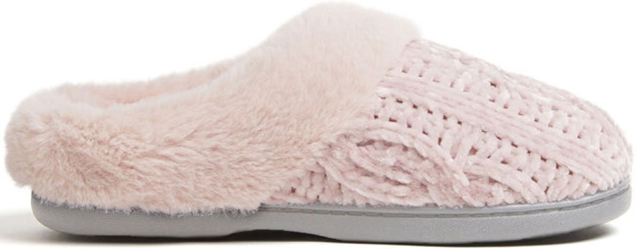 pink dearfoam slipper