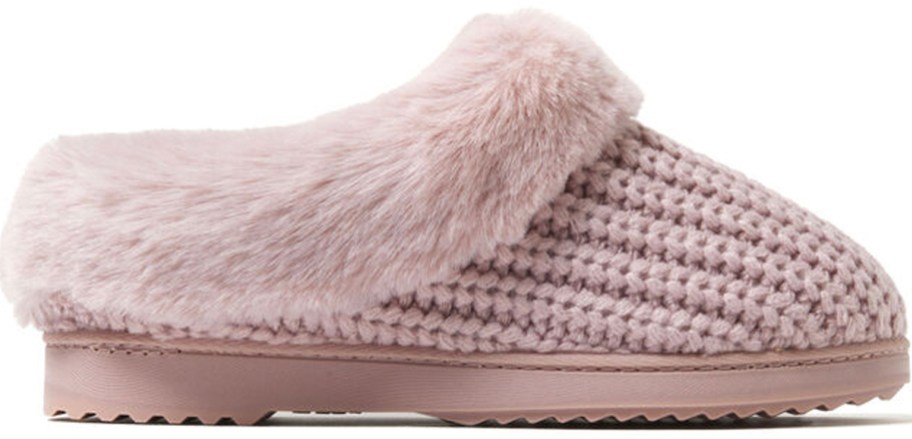 pink dearfoam slipper