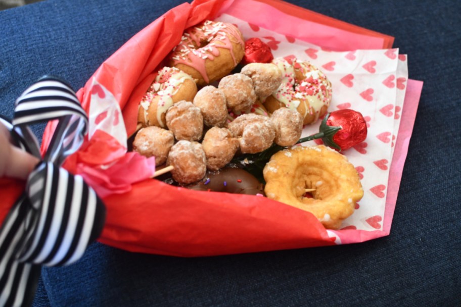 A DIY Donut Bouquet Edible Gift for Valentine's Day