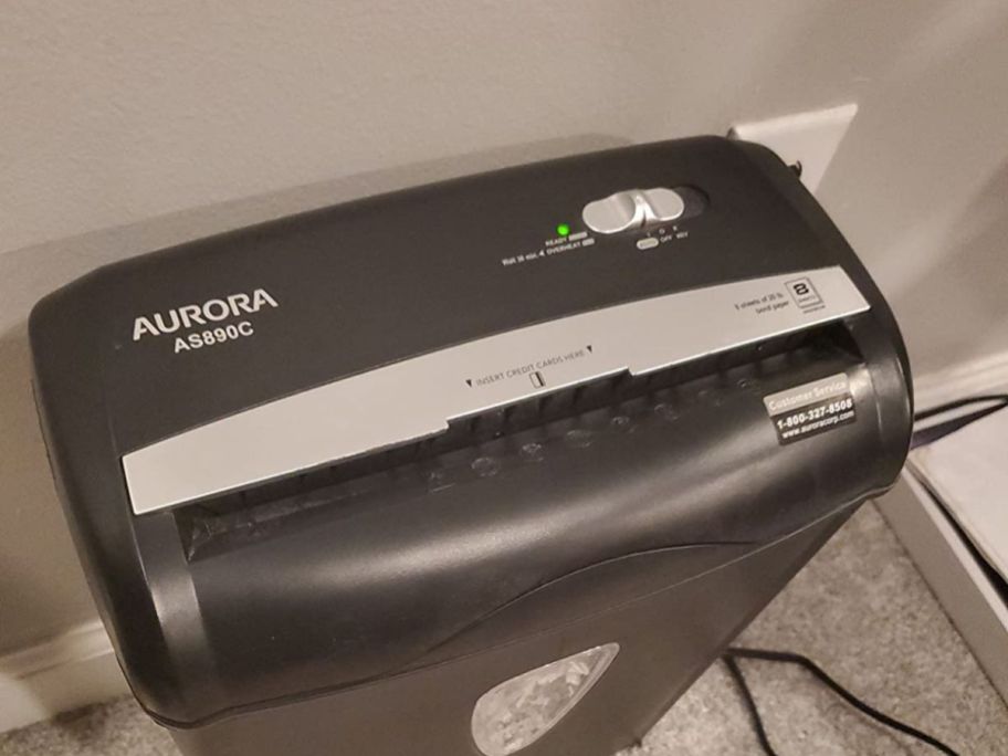 Aurora 8-Sheet Cross-Cut Paper Shredder