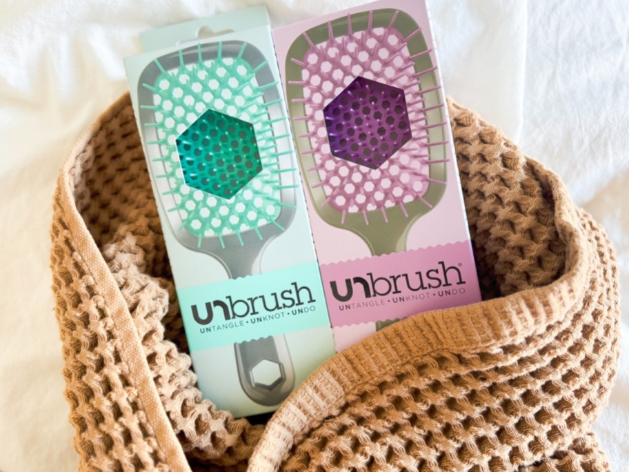 Unbrush set in blue and purple