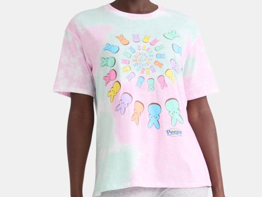 woman wearing tie dye peeps graphic tee 