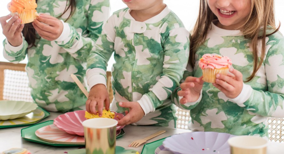 Children wearing saint patricks day pajamas-2 