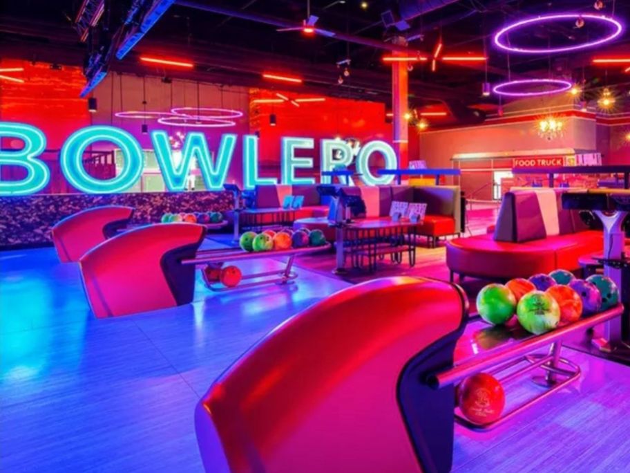 Bowlero Bowling