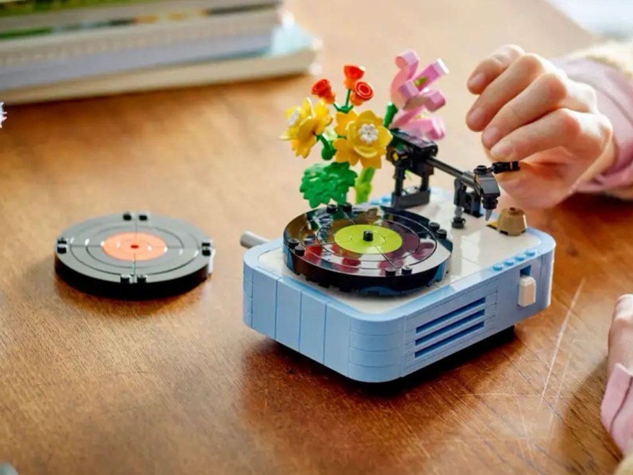 LEGO Record Player with Flowers