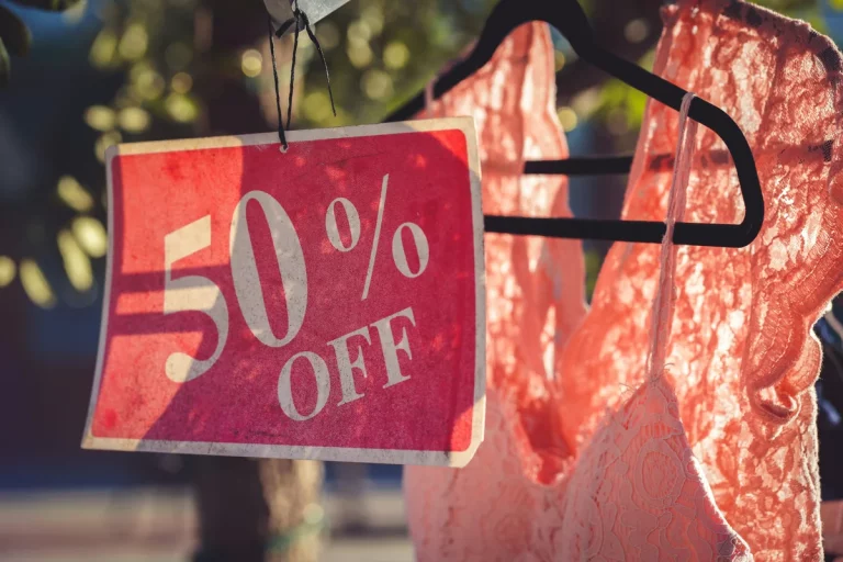 Comparison of best coupon sites for fashion: 7 tips