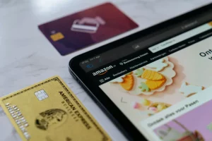 Redeemable gift card codes for online retailers: 15 guide